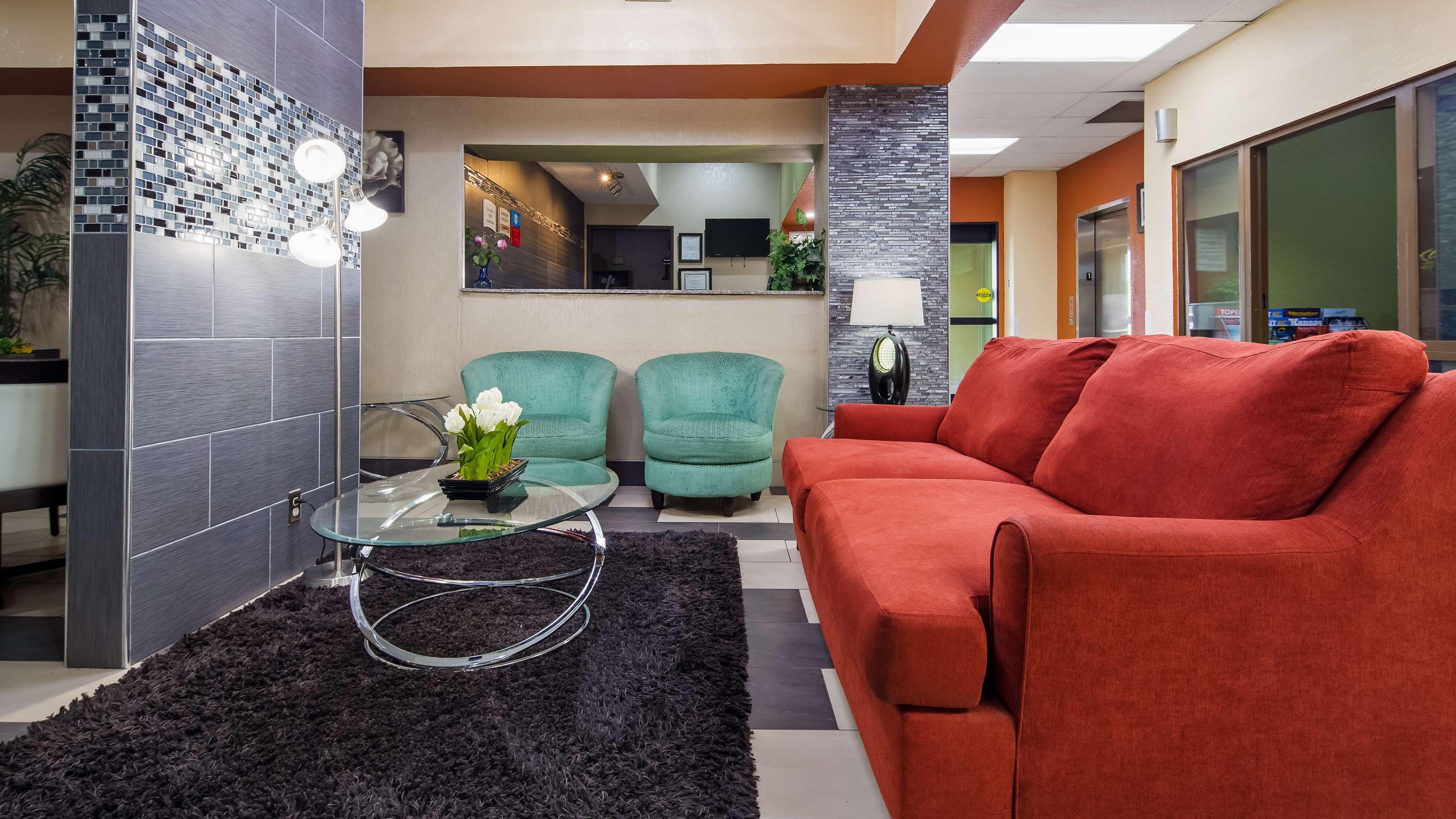 Surestay Plus Hotel By Best Western Blue Springs Ngoại thất bức ảnh