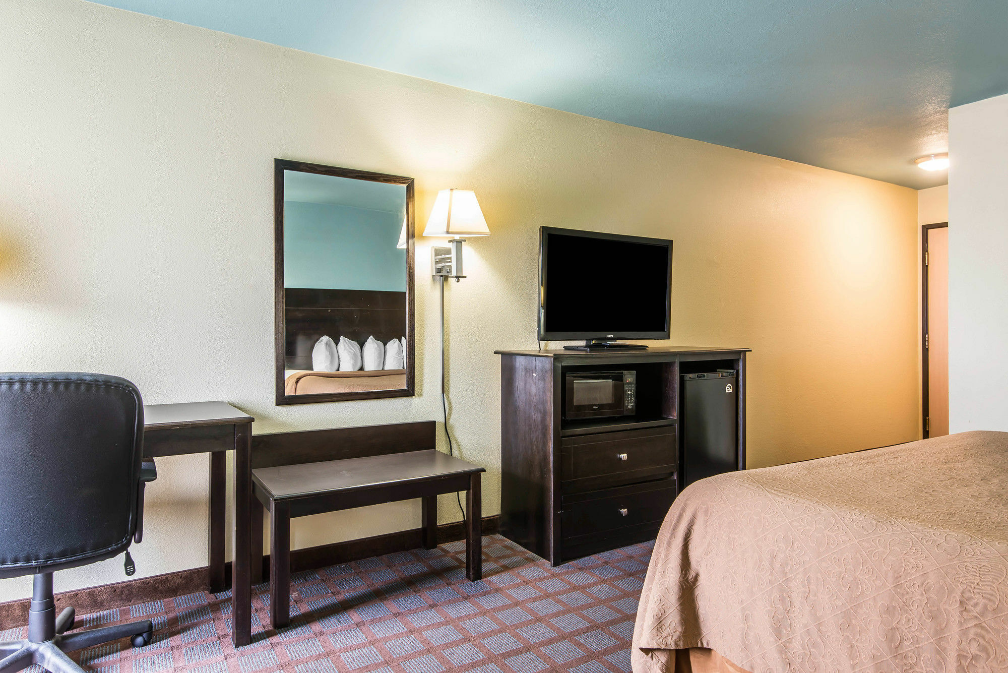 Surestay Plus Hotel By Best Western Blue Springs Ngoại thất bức ảnh